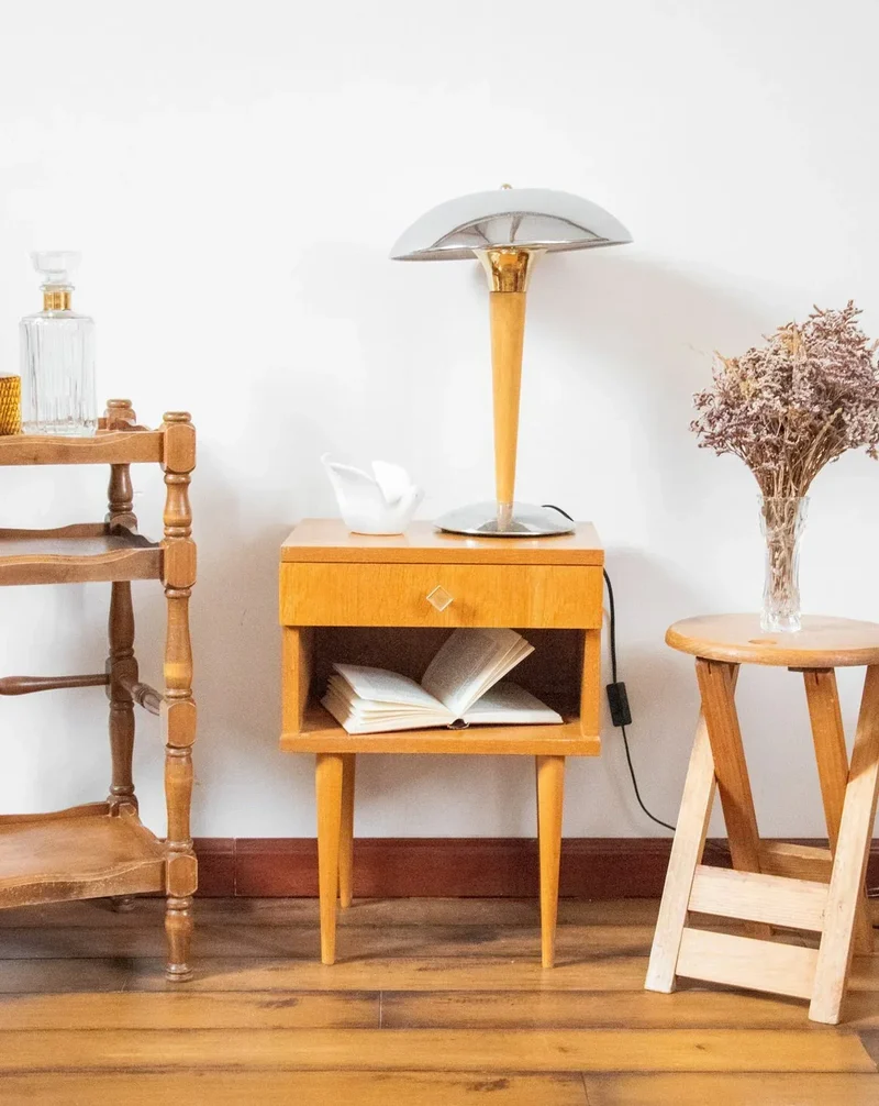 Maïa, la table de chevet en bois N°274