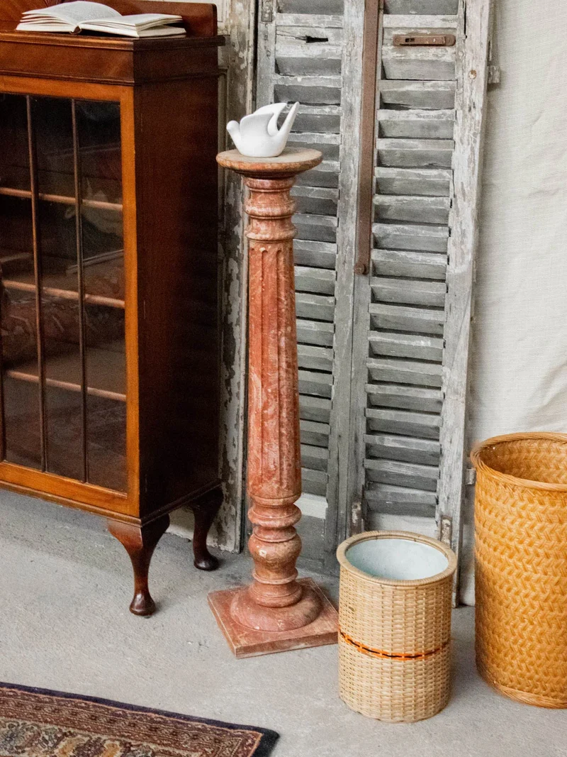 Francine, la colonne en bois N°731