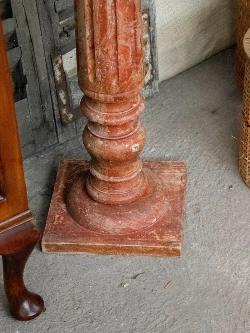 Francine, la colonne en bois N°731