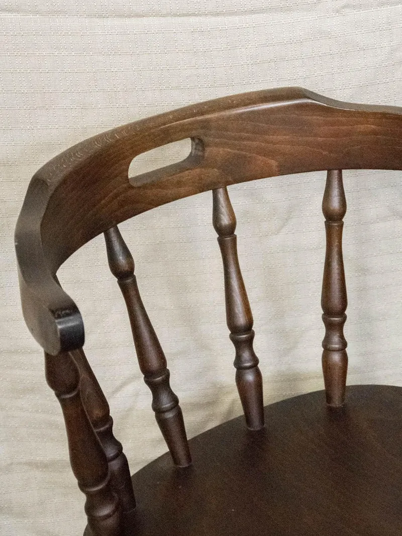 Claude, la chaise en bois N°840