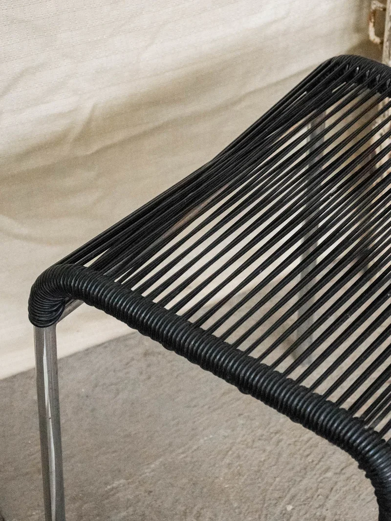 Axel, le tabouret en métal N°548