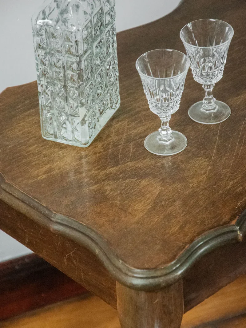 Francine, la table d'appoint en bois N°549