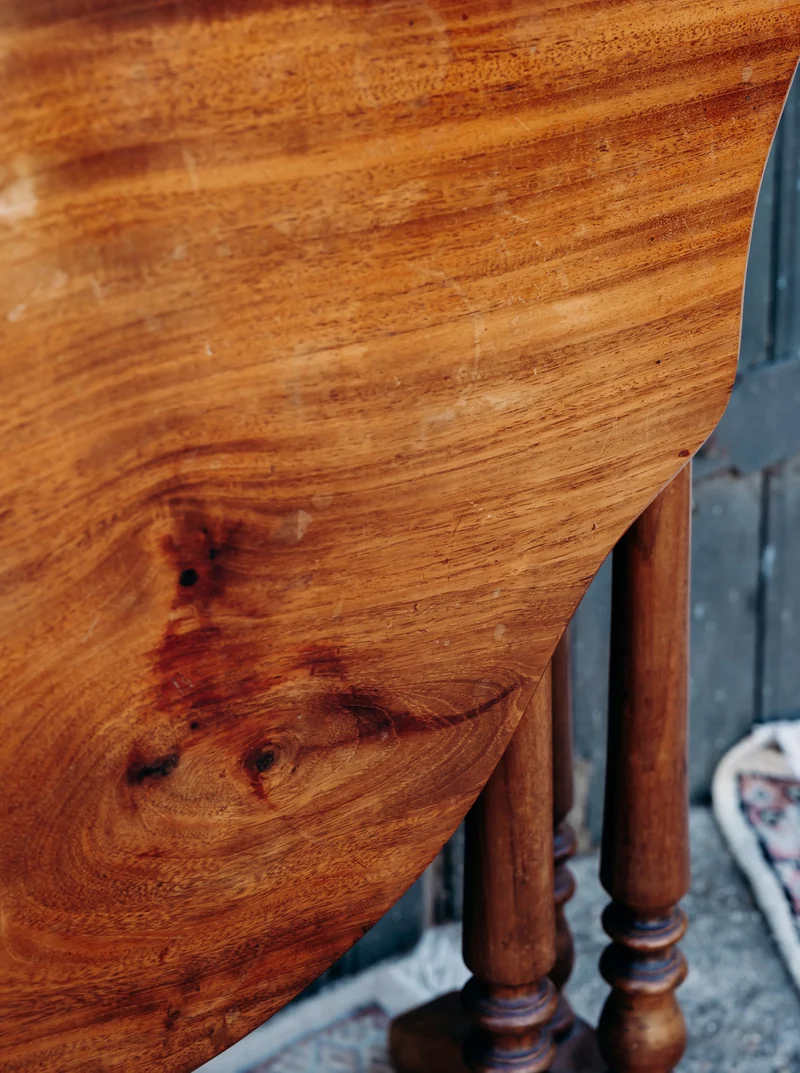 Romy, la table à manger pliante en bois N°339