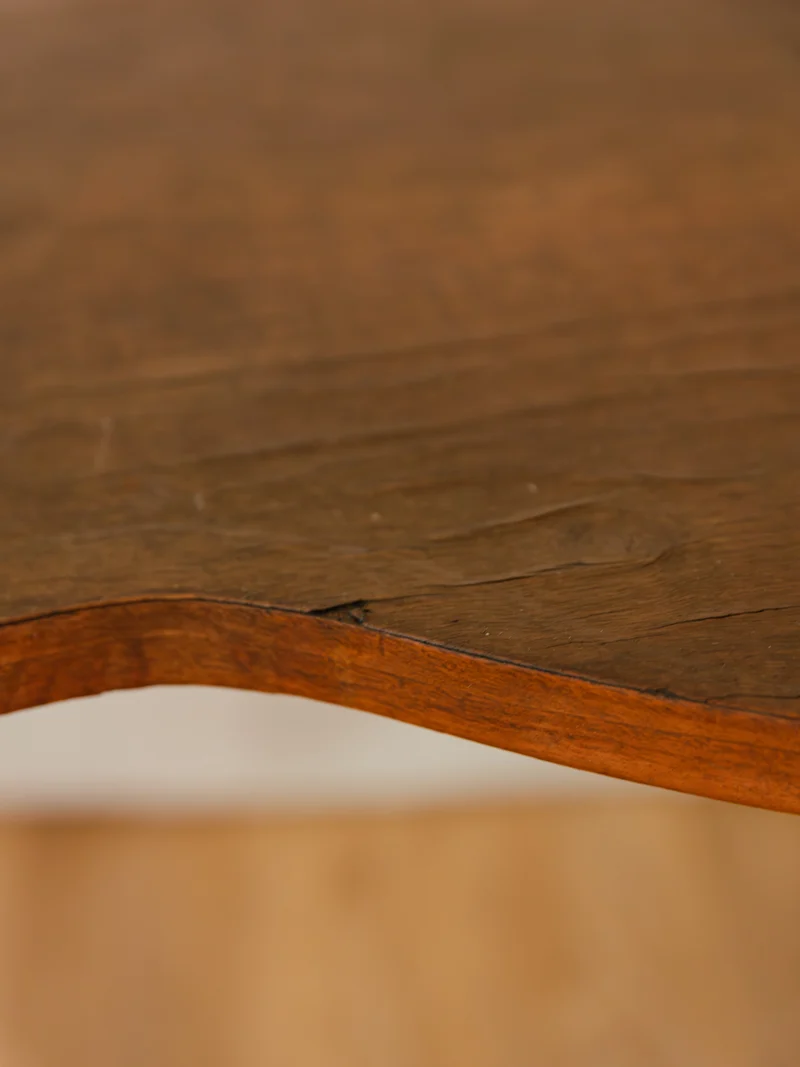 Francine, la table d'appoint en bois N°623