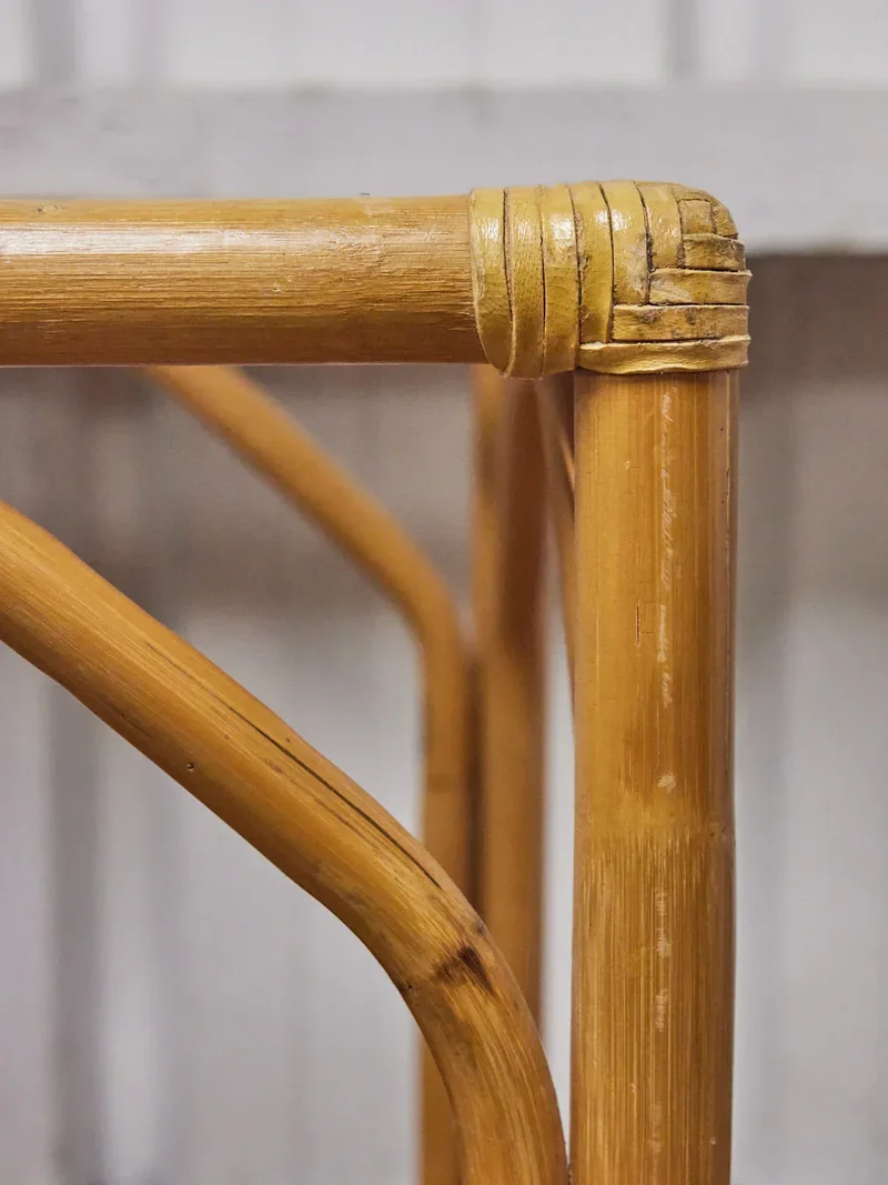 Léonie, la table basse en verre et rotin N°490