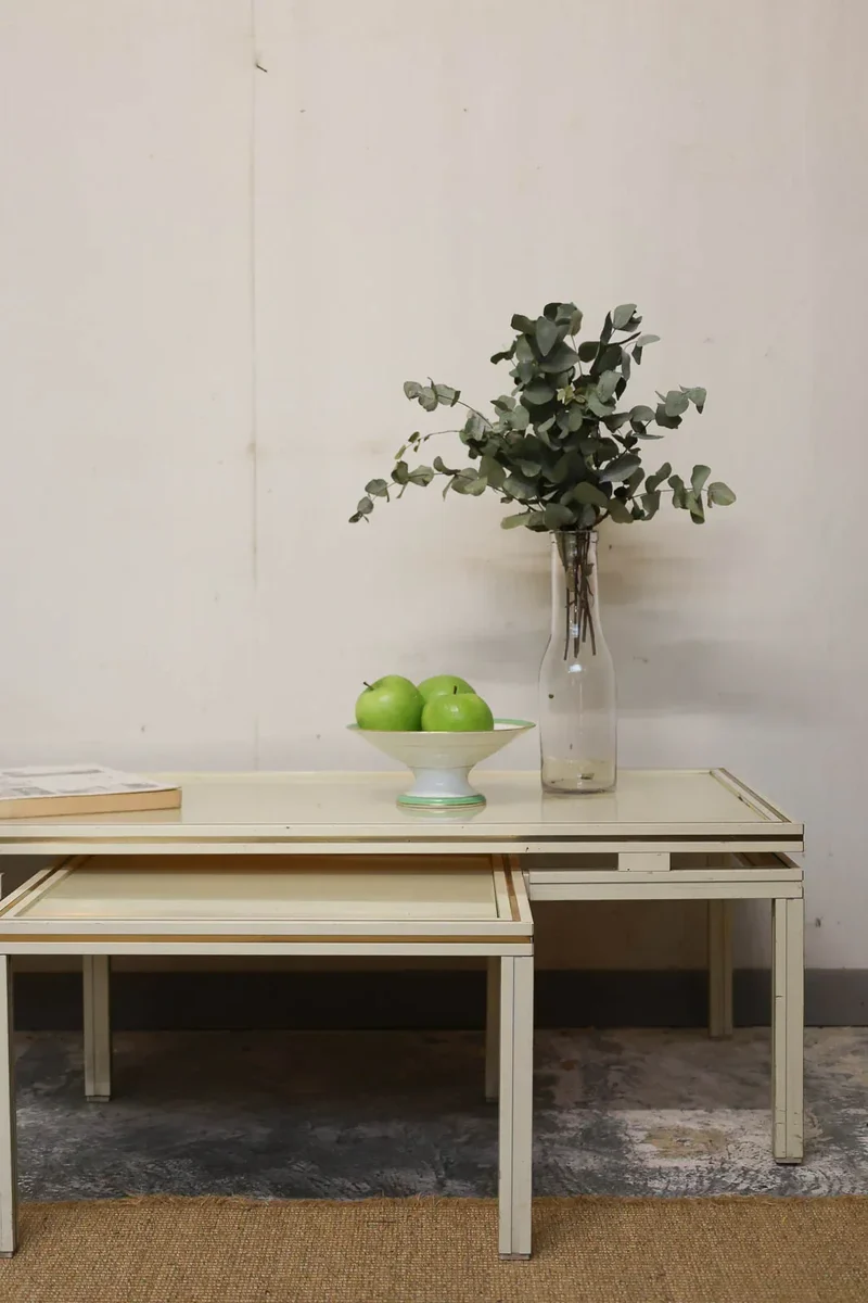 Barbara, les tables gigognes en pierre et laiton N°117