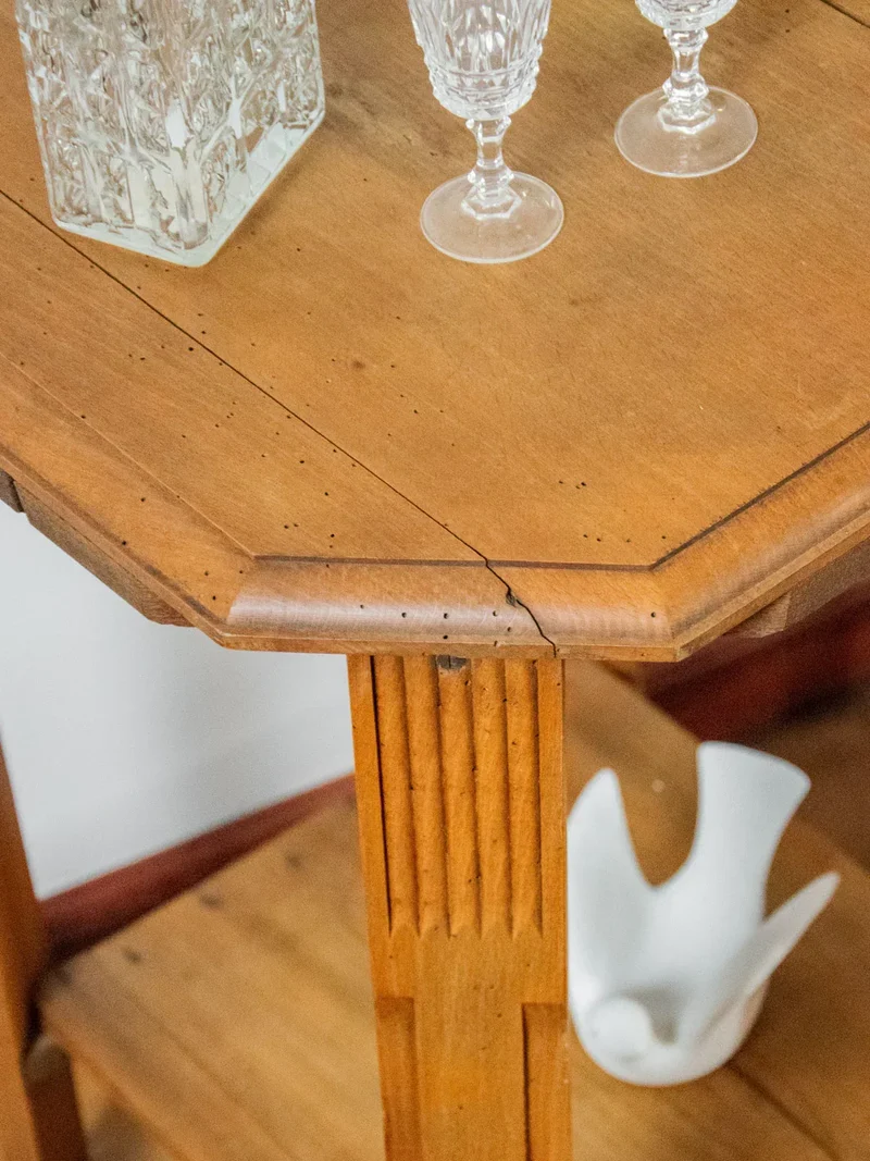 Francine, la table d'appoint en bois N°545