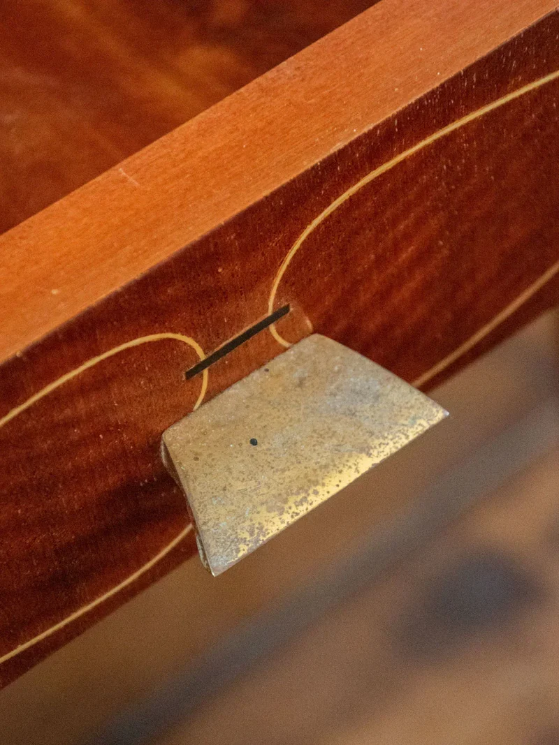 Odile, la table de chevet en bois N°643