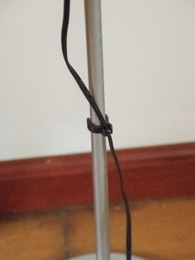 Julien, le lampadaire en métal N°239