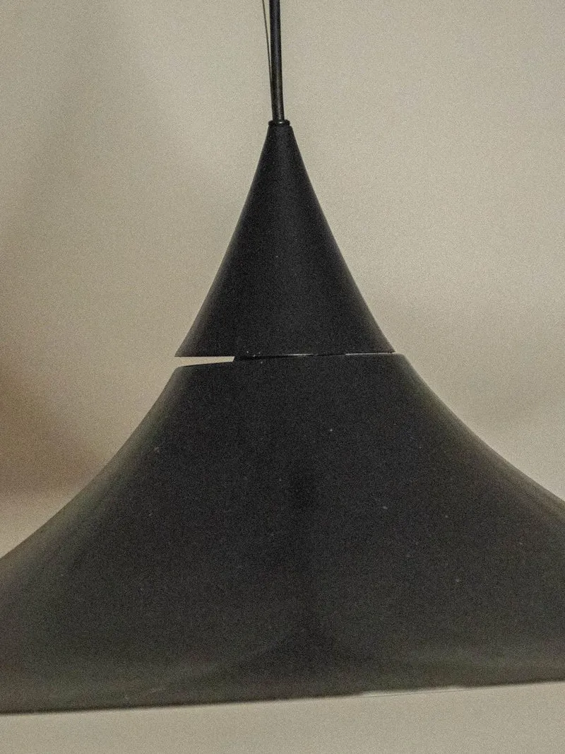 Sonia, la suspension noire en aluminium N°148