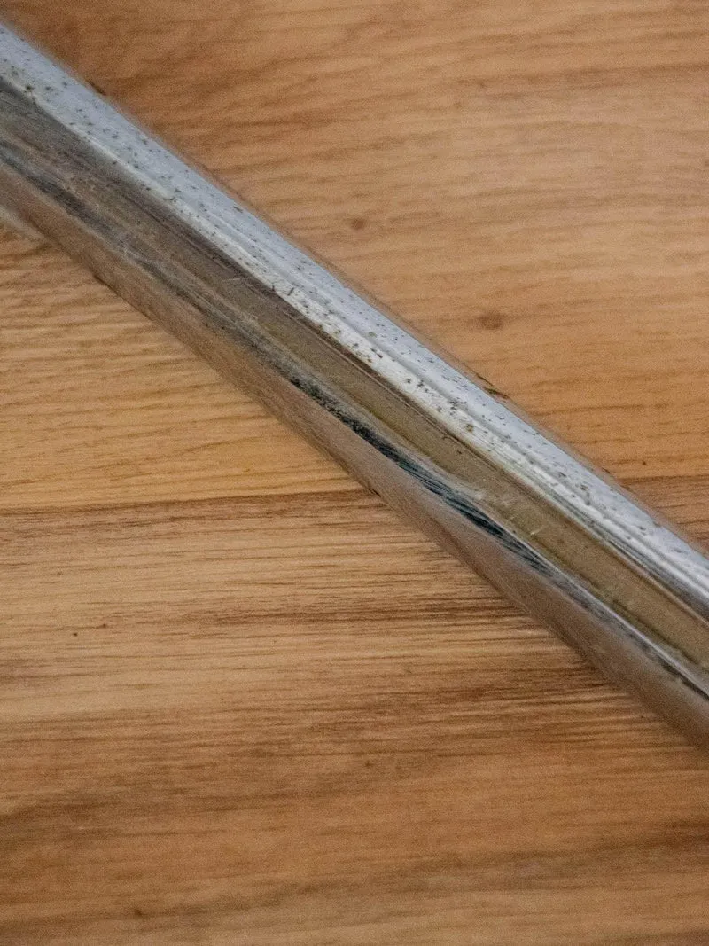 Pierre, la paire de tabourets de bar chromés N°33