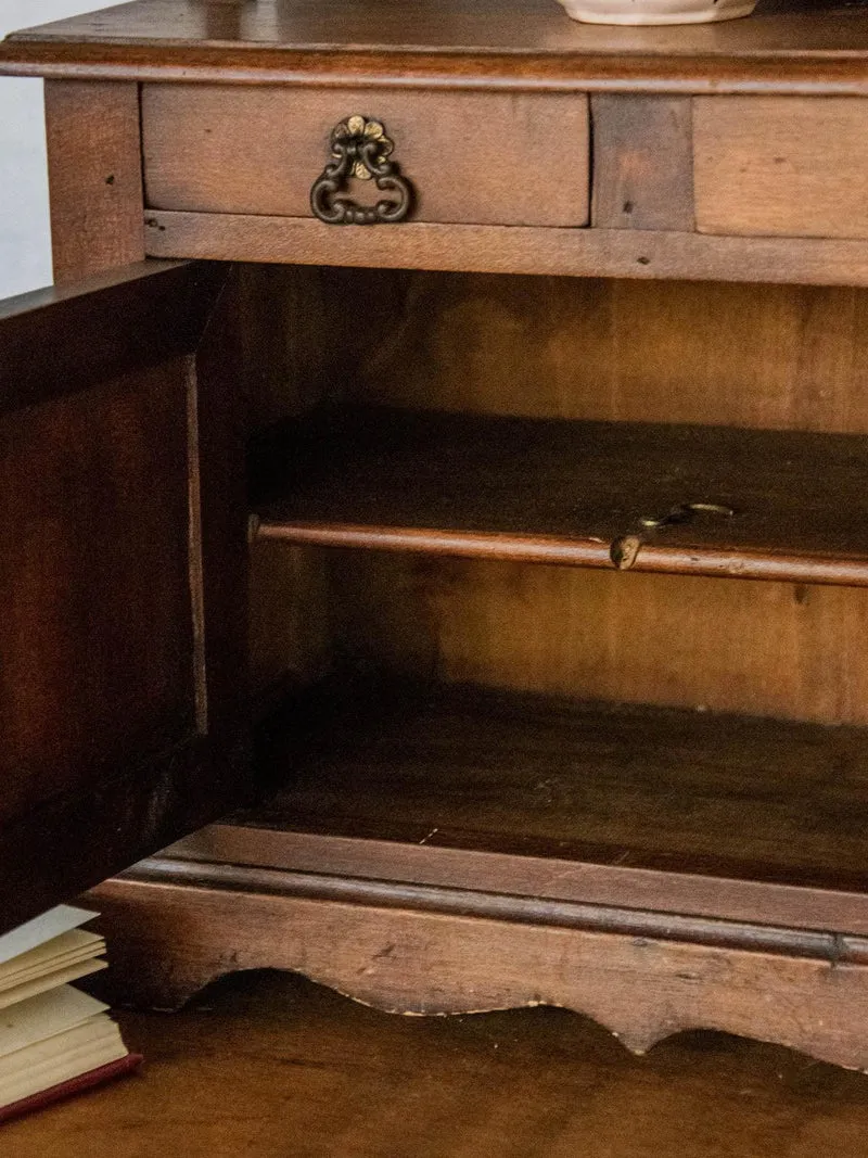 Maximilien, le petit vaisselier à poupées en bois N°42