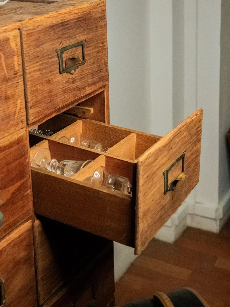 Fernand, le grand meuble de métier en bois N°171