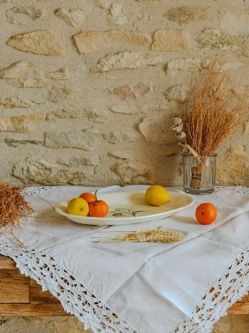 Nestor, le plat de service en faïence N°482