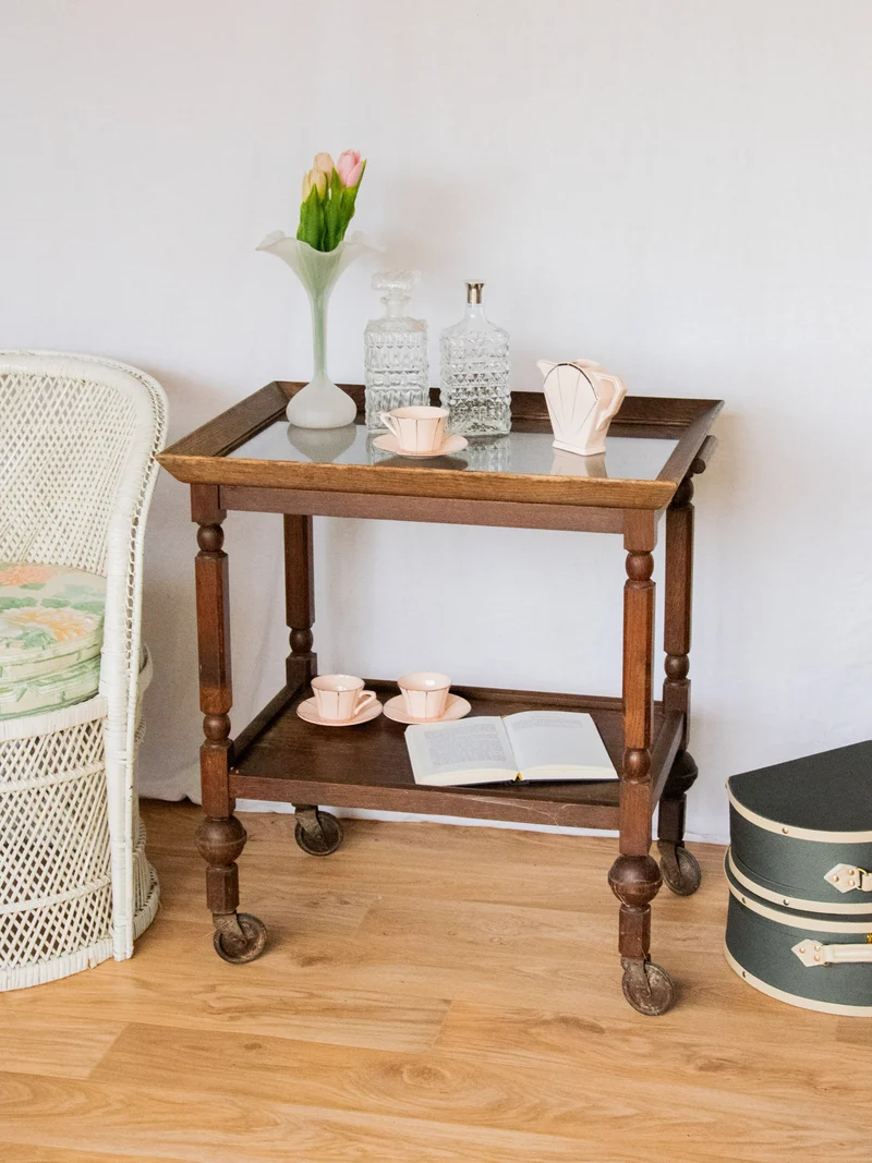 Henriette, la desserte en bois N°152