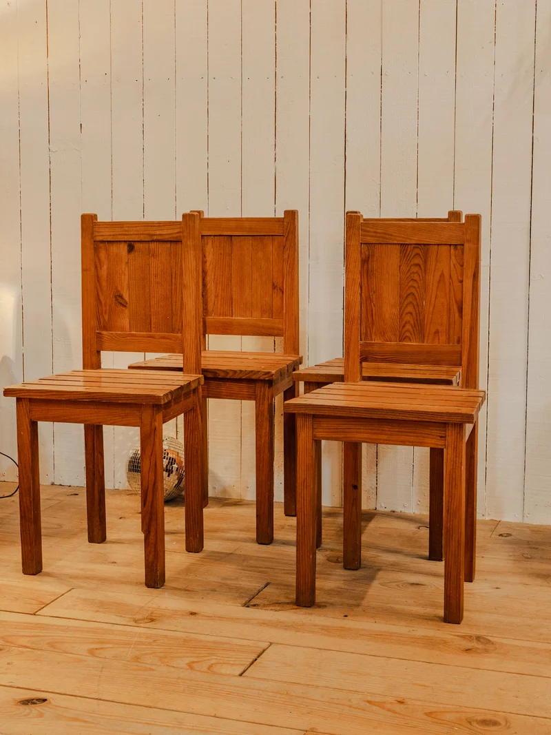 Claude, le lot de 4 chaises en bois N°800