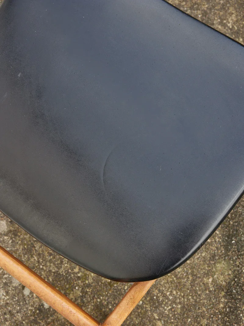 Alma, la paire de chaises en simili cuir N°1045