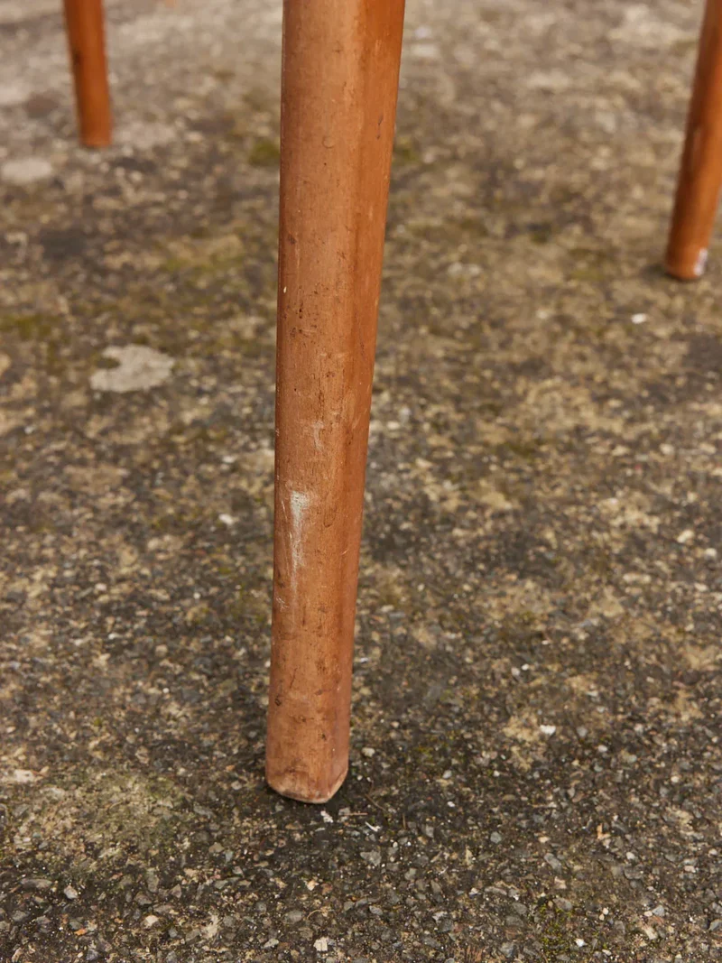 Alma, la paire de chaises en simili cuir N°1045