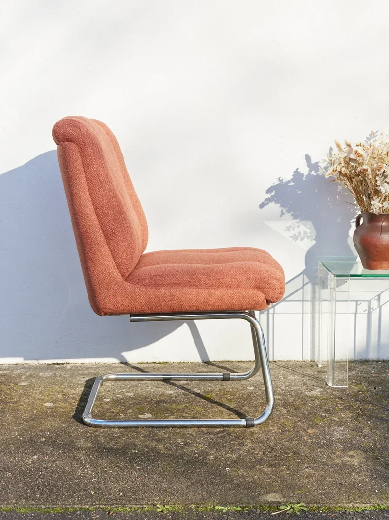 Jakob, le fauteuil en tissu N°699