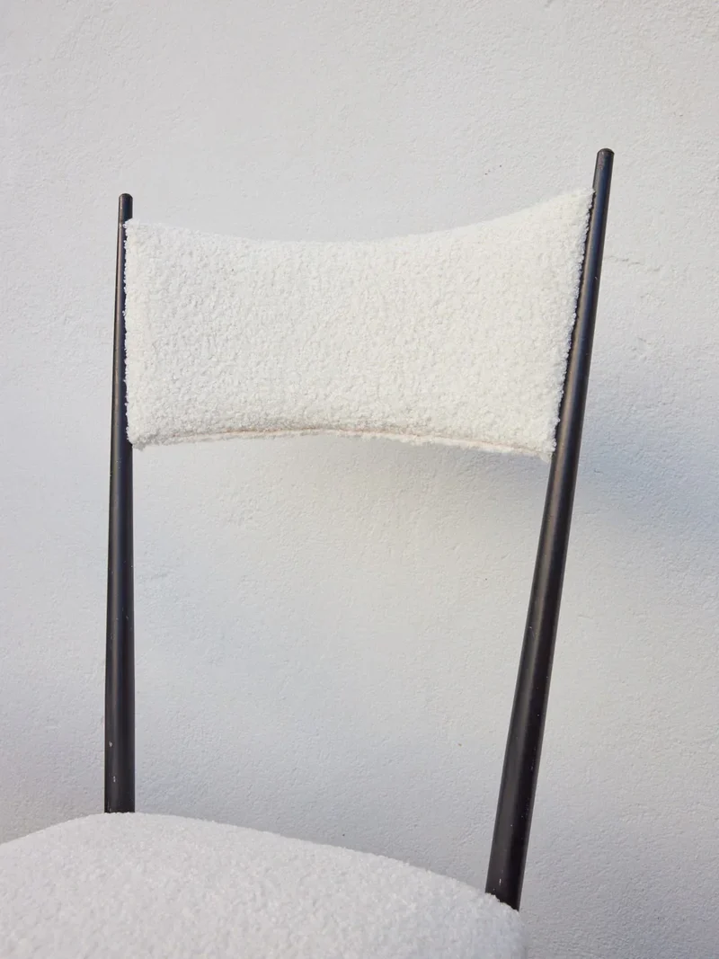 Alma, la paire de chaises en métal N°1048