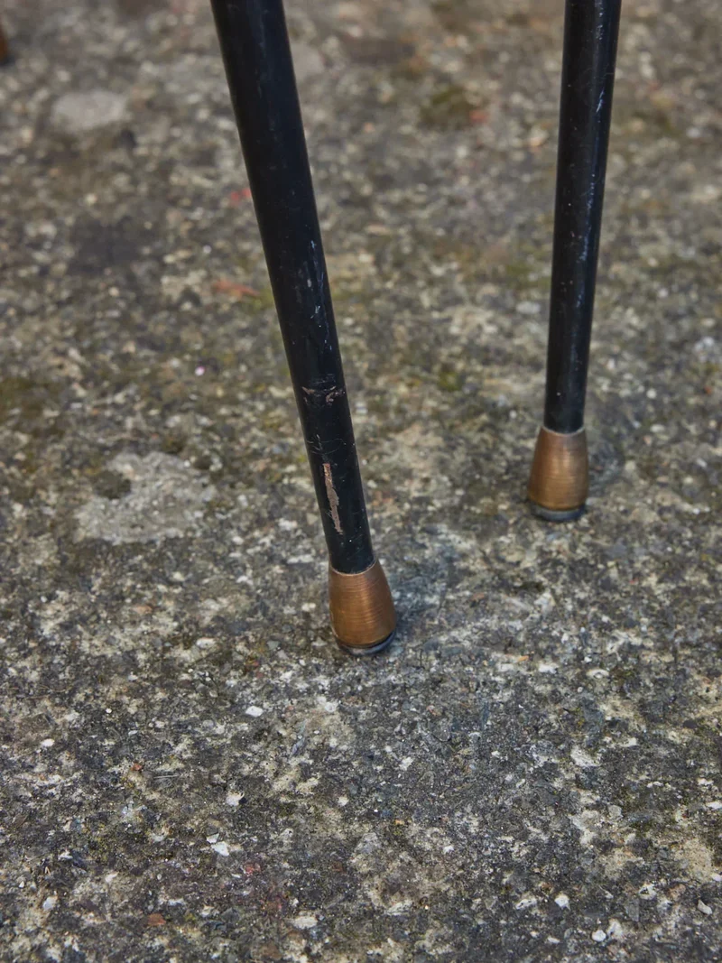 Alma, la paire de chaises en métal N°1048