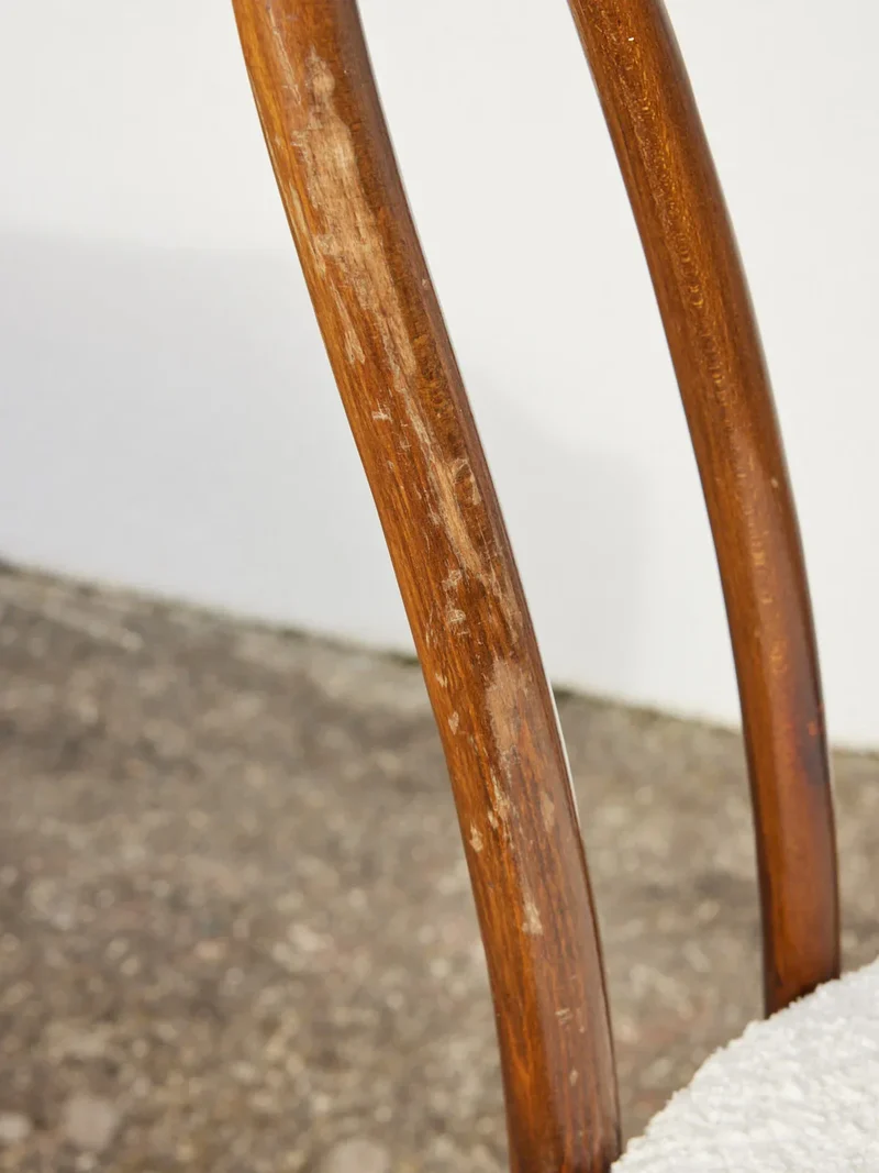 Claude, le lot de 6 chaises en bois N°784