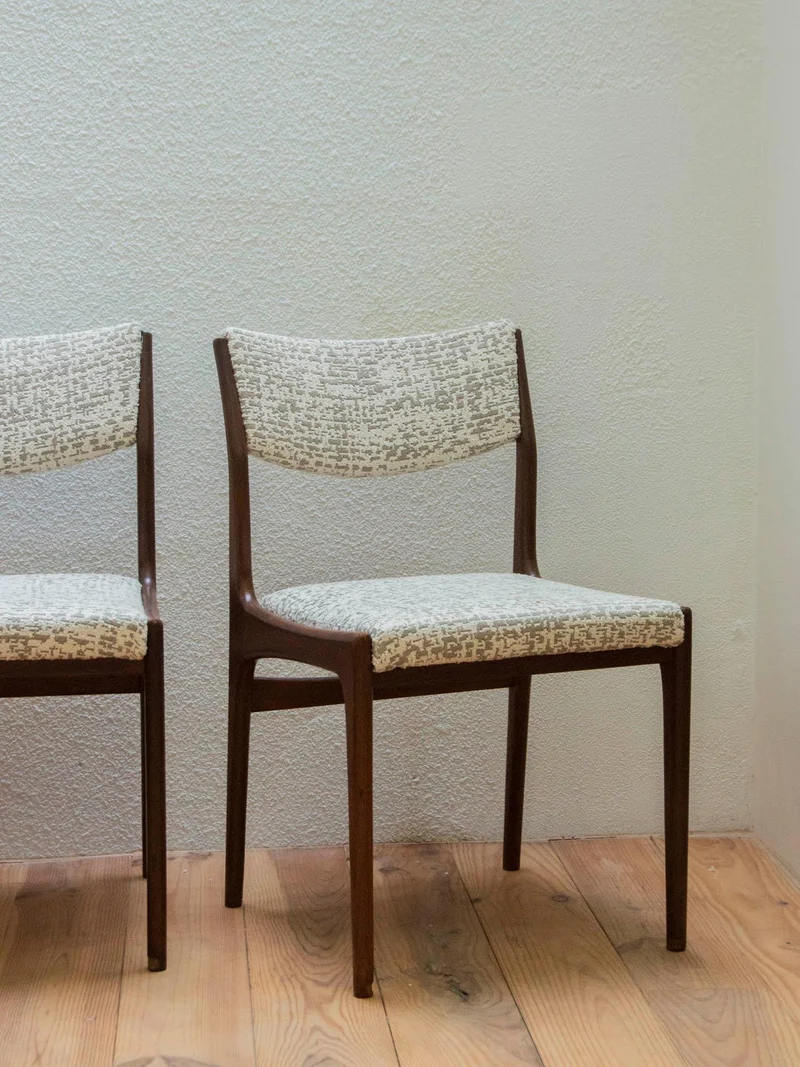 Alma, la paire de chaises scandinaves N°1079