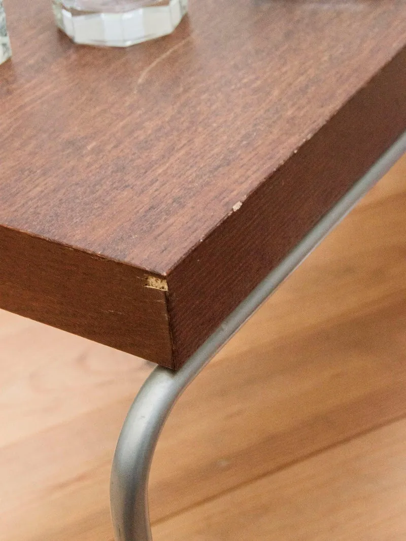 Hanna, la table d'appoint en bois et métal N°699