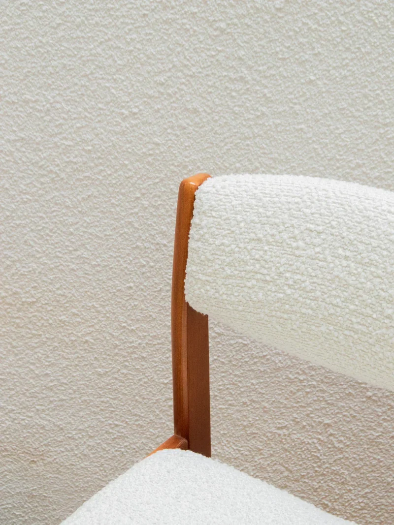 Alma, la paire de chaises en bois et tissu N°1071