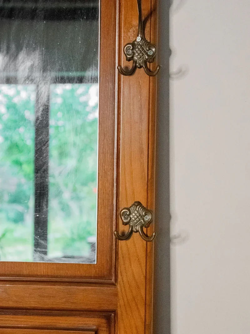 Max, le porte-manteau en bois N°203