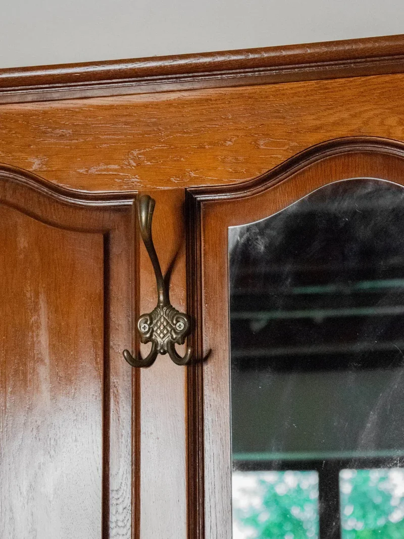 Max, le porte-manteau en bois N°203