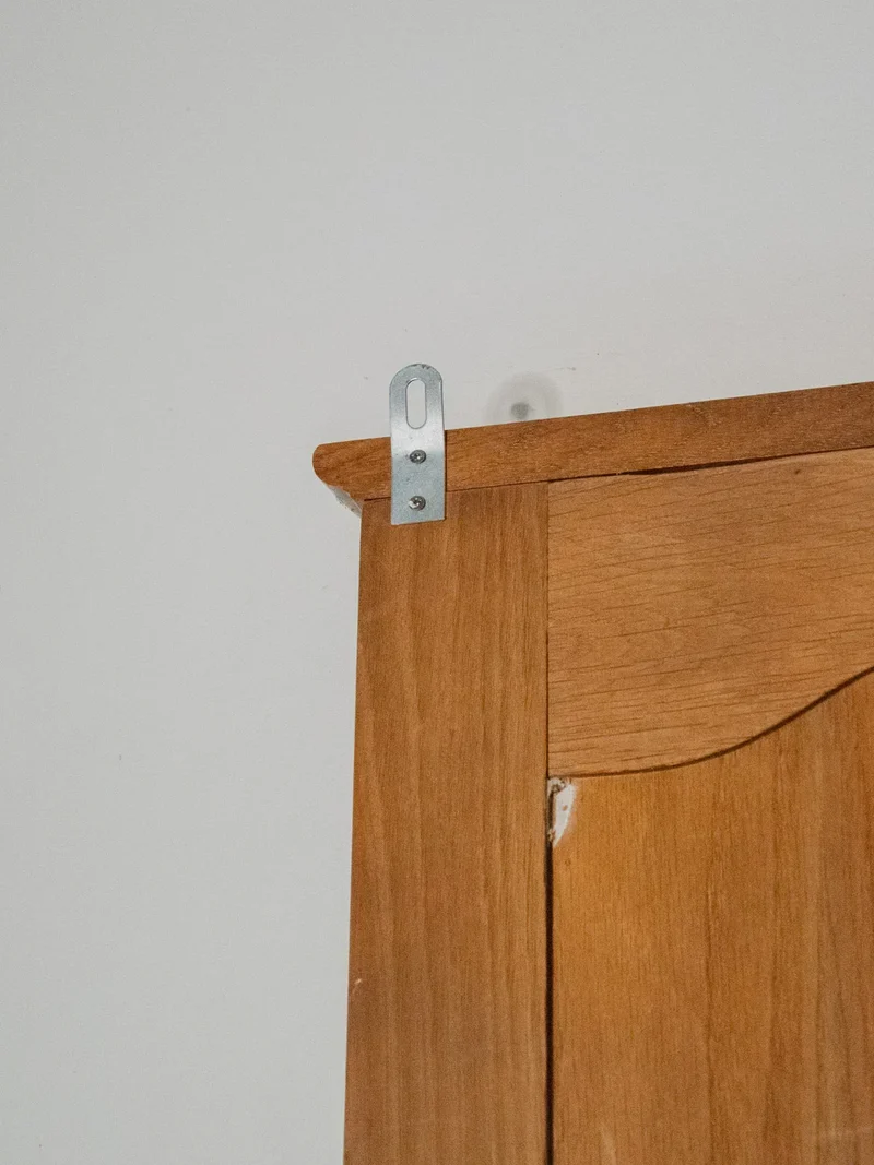Max, le porte-manteau en bois N°203