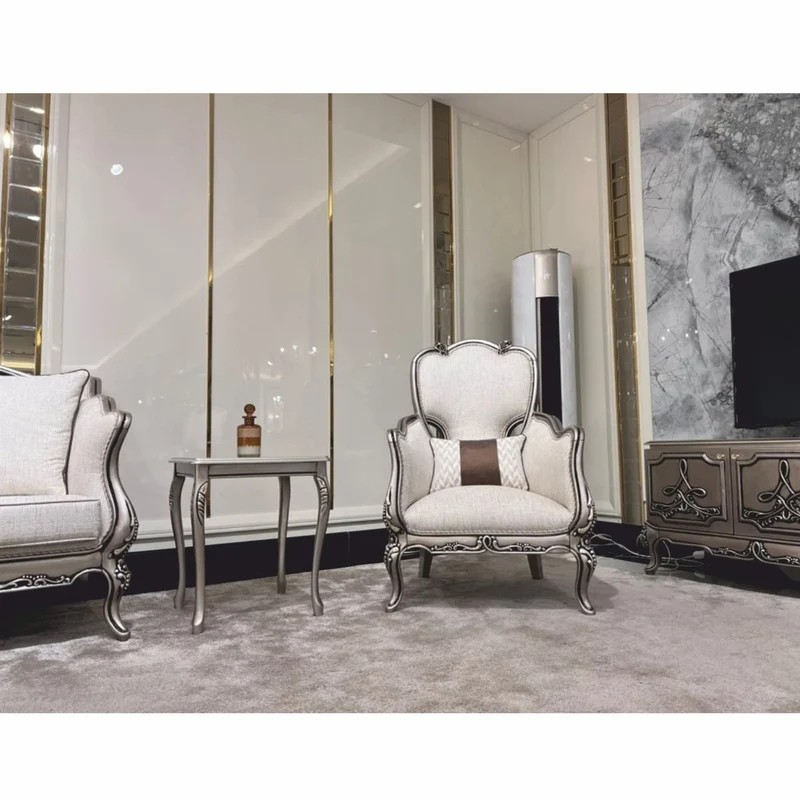 Casa Padrino Luxus Barock Wohnzimmer Sessel mit Kissen Creme / Silber - Barock Möbel