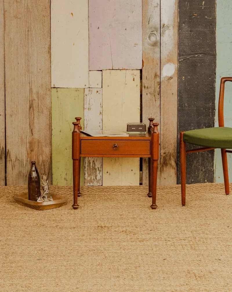 Odile, la table de chevet en bois N°589