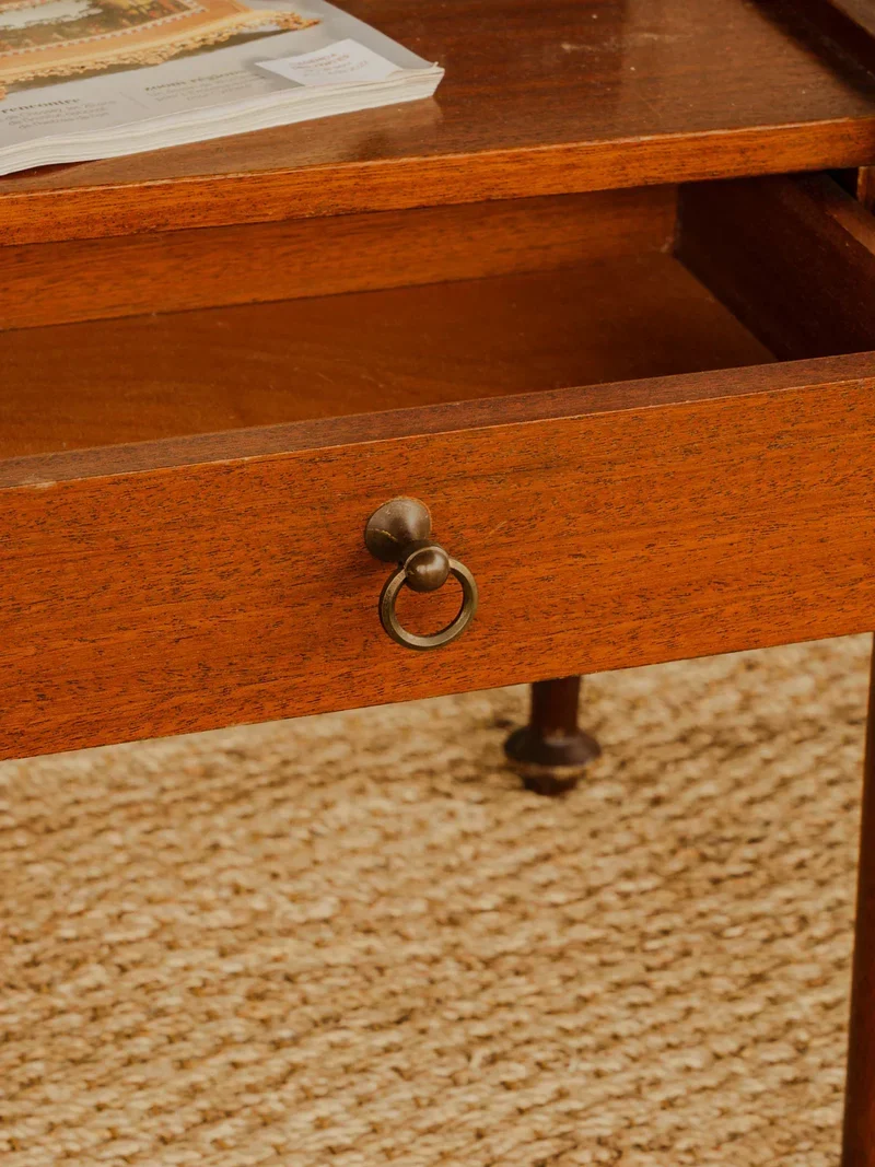 Odile, la table de chevet en bois N°589
