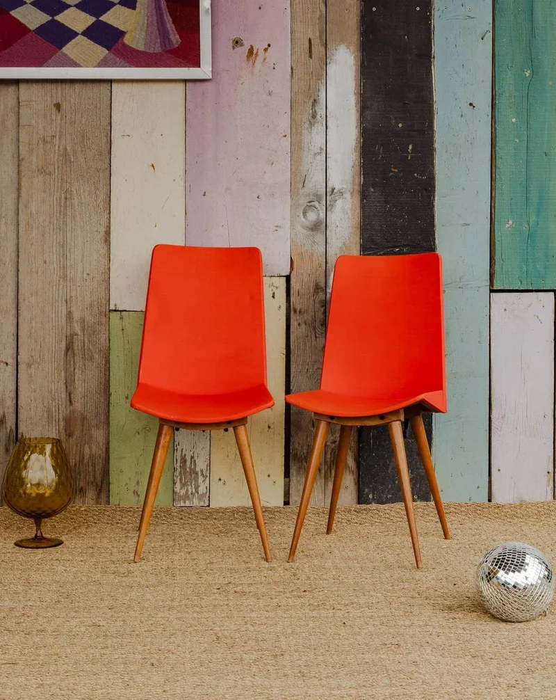 Alma, la paire de chaises en bois N°1059