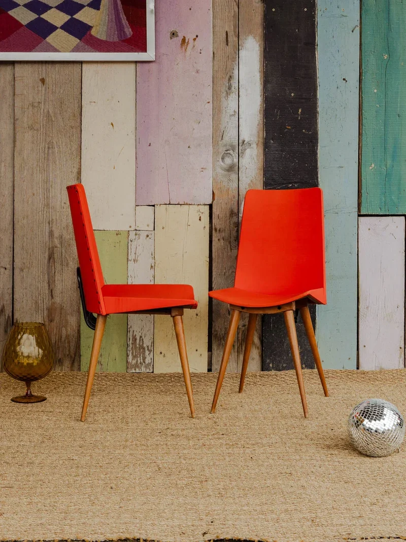 Alma, la paire de chaises en bois N°1059