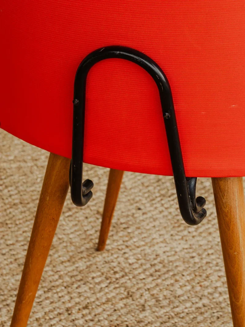 Alma, la paire de chaises en bois N°1059