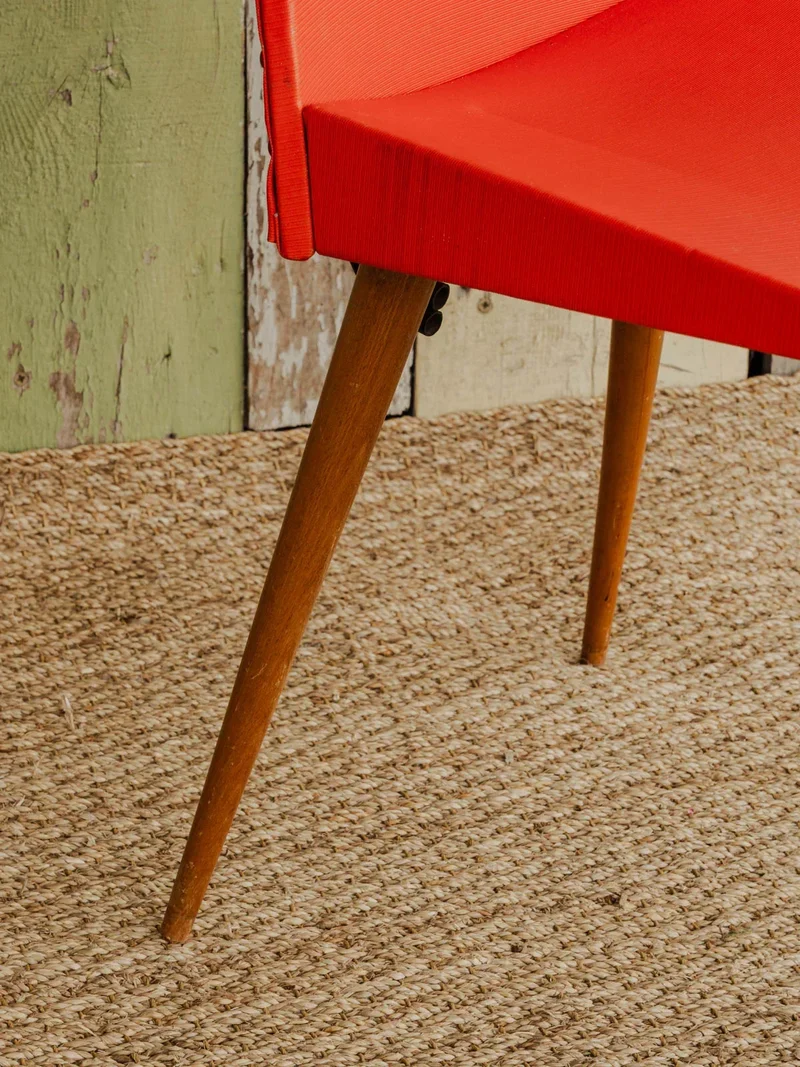 Alma, la paire de chaises en bois N°1059