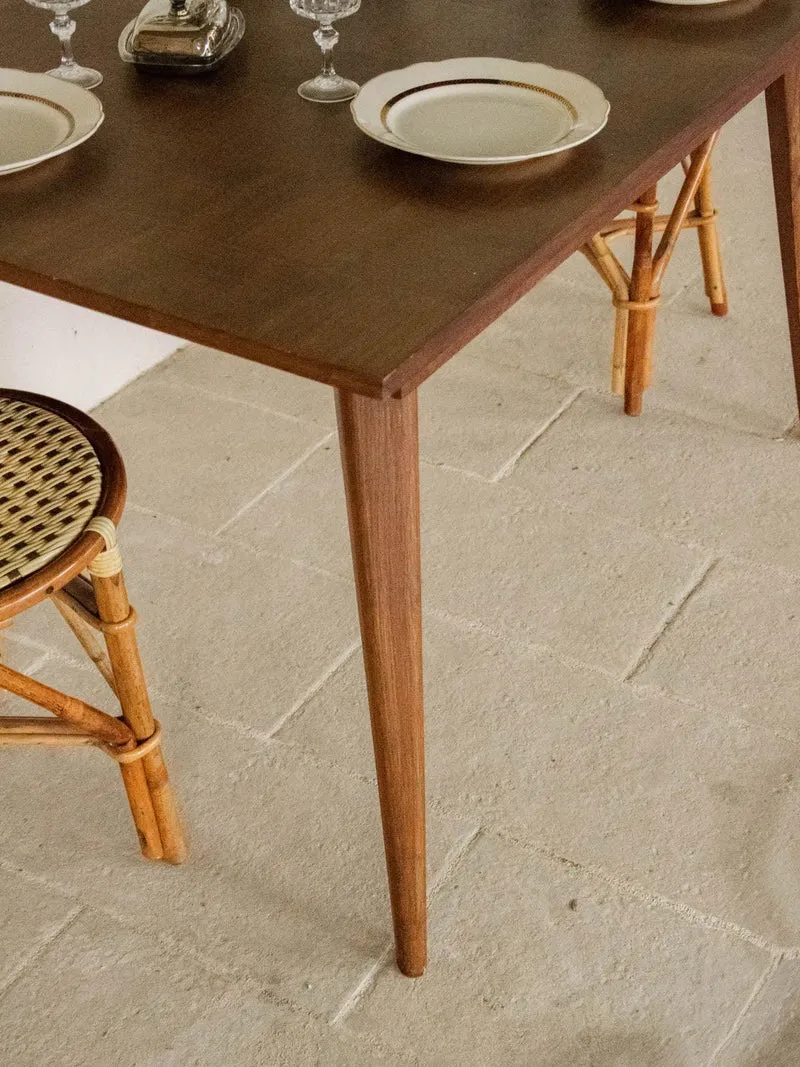 Karla, la table à manger en bois N°1021
