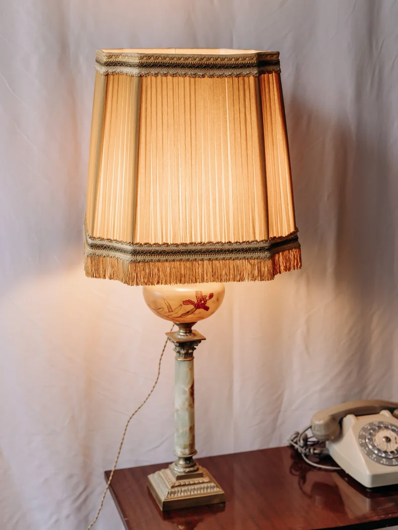 Julia, la grande lampe à poser en onyx N°529