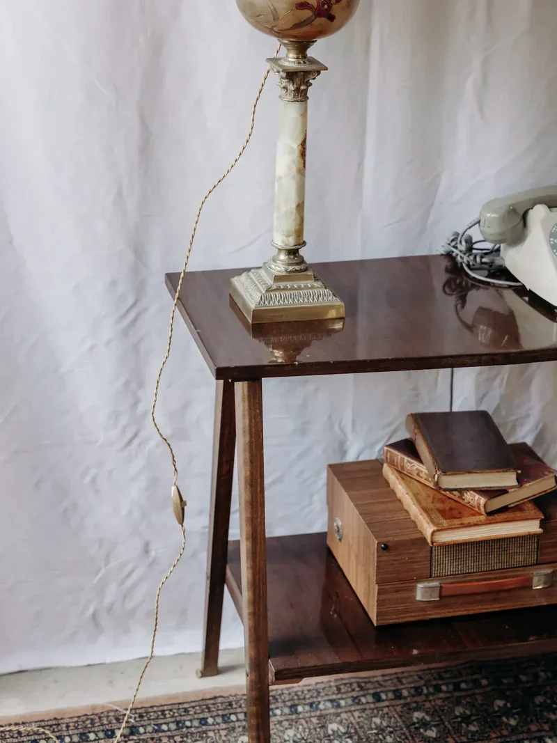 Hanna, la table d'appoint en bois N°696