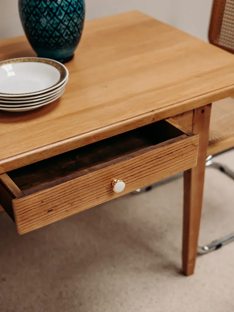 Romy, la table de ferme en bois clair N°448
