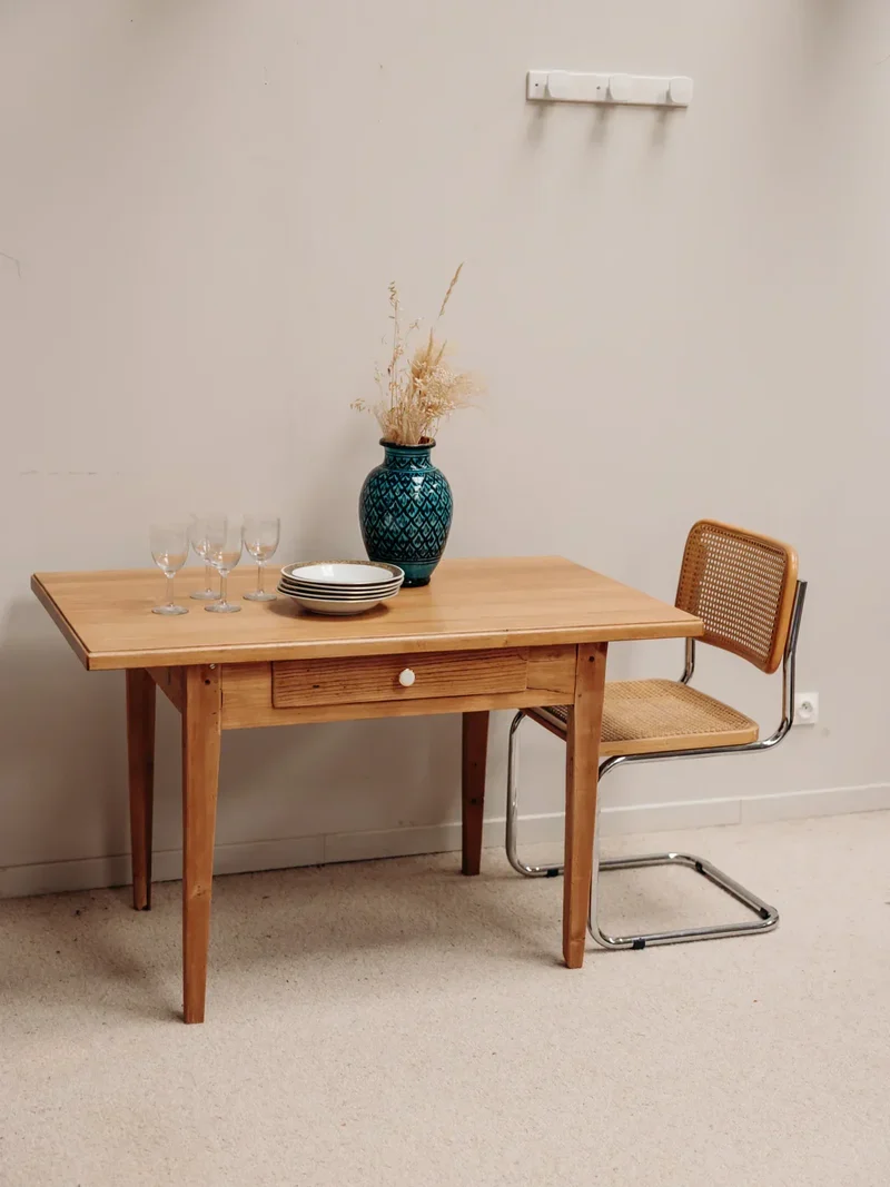 Romy, la table de ferme en bois clair N°448