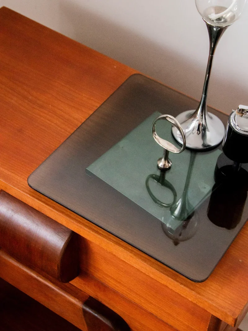 Marcel, le plateau en verre Space Age N°117