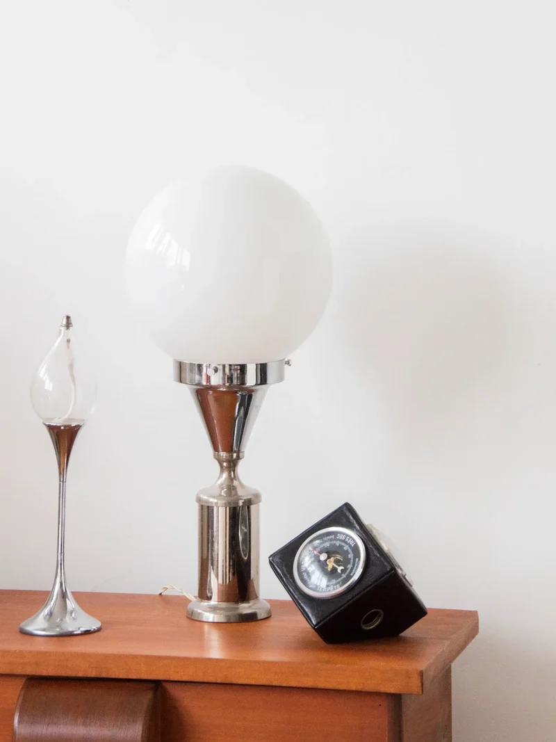 Julia, la grande lampe en métal et verre N°509