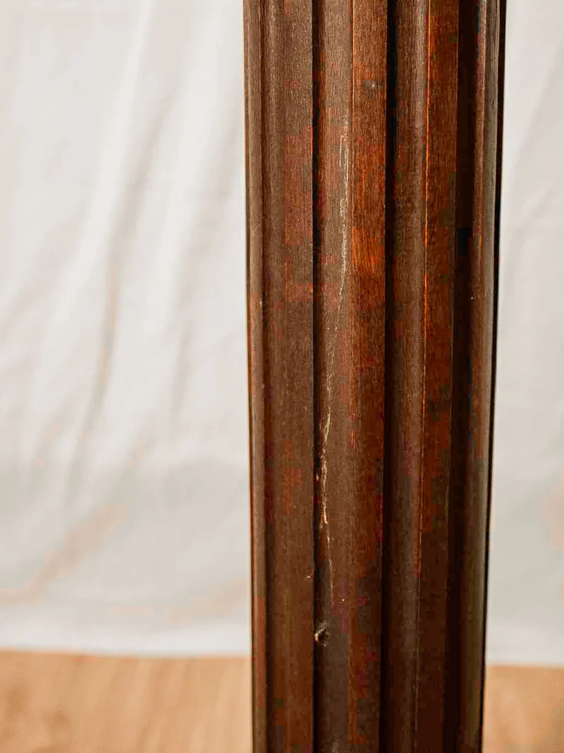 Francine, la colonne en bois N°730