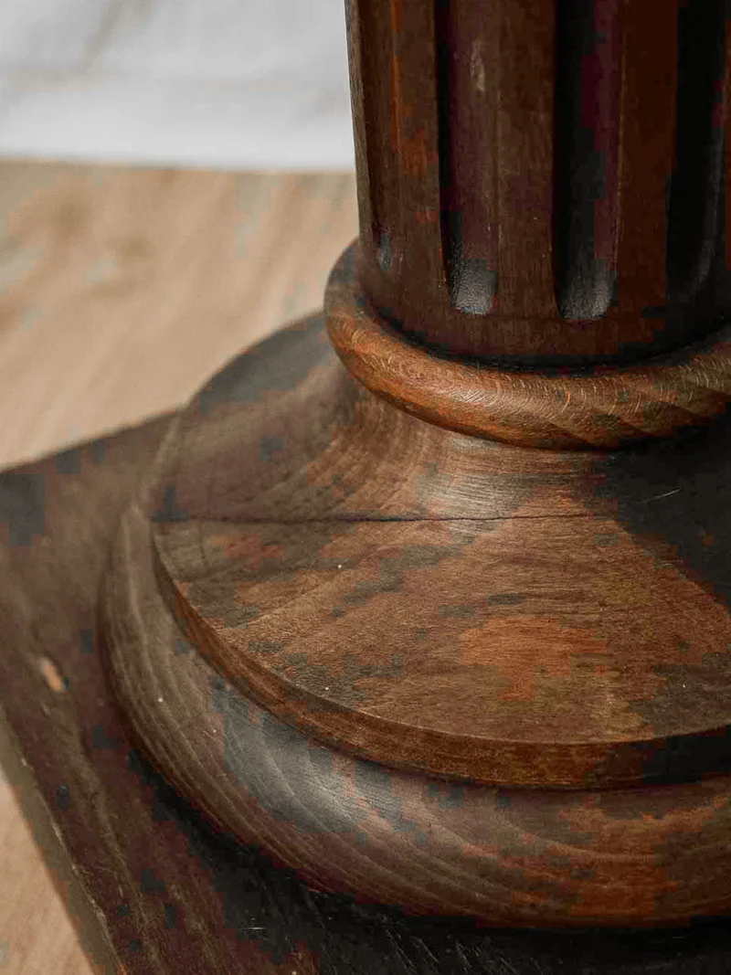 Francine, la colonne en bois N°730
