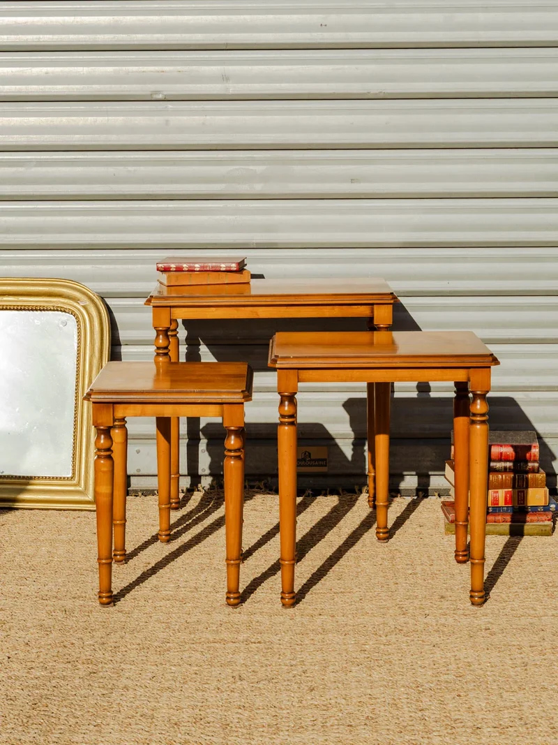 Barbara, les tables gigognes en bois N°95
