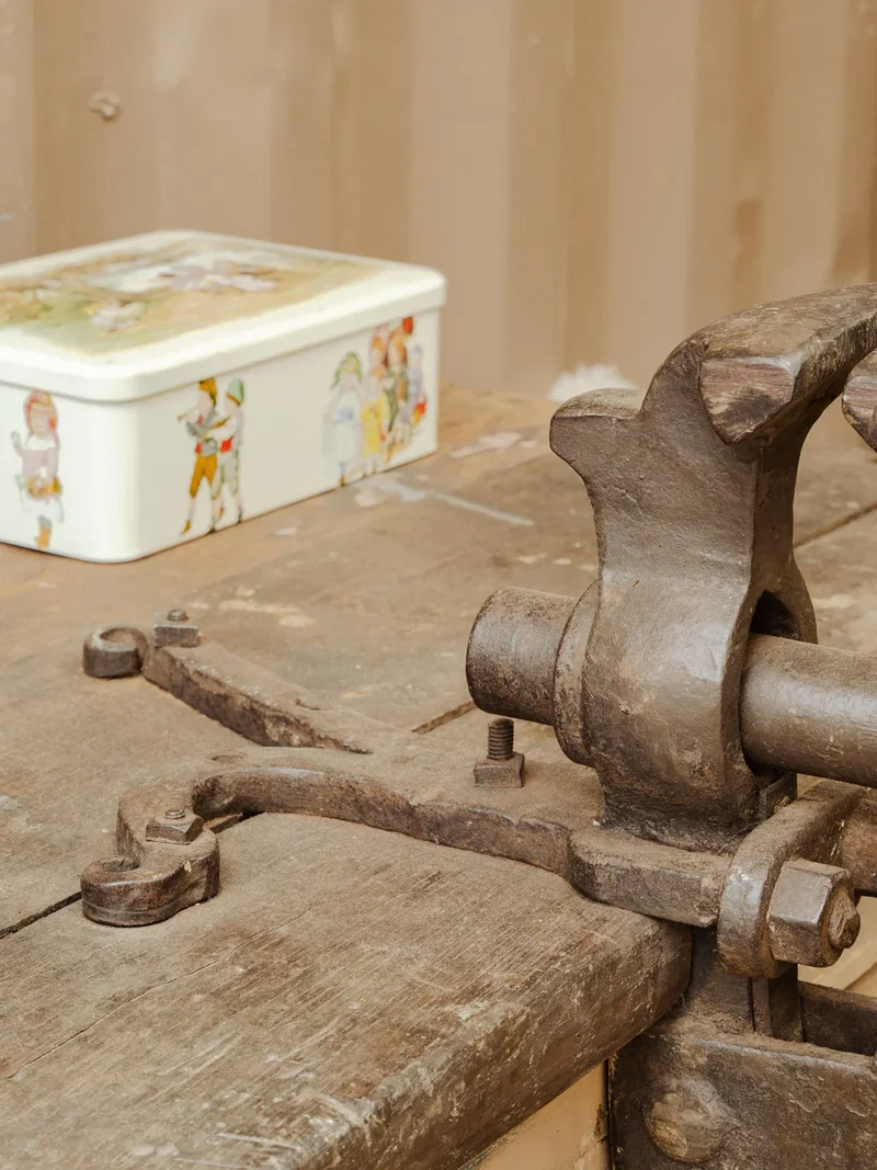 Fernand, le meuble de métier en bois N°149